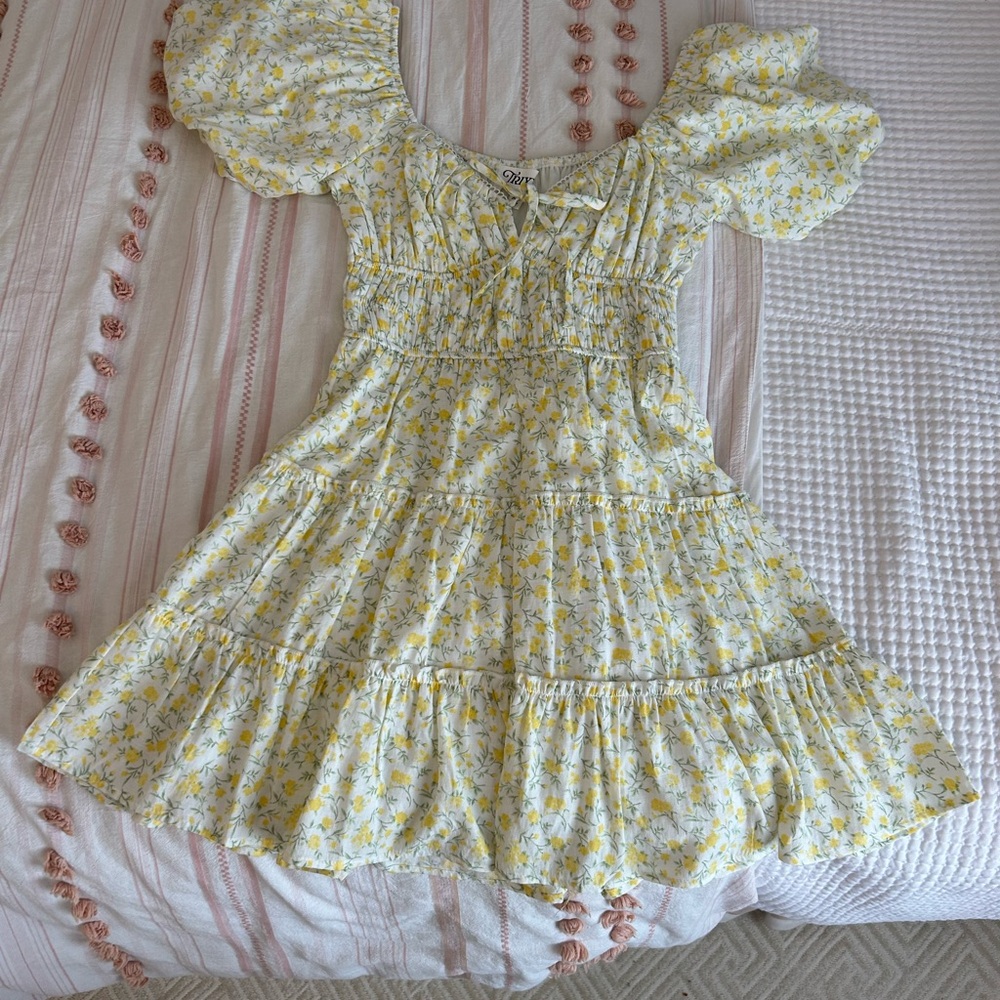 Smocked Puff-Sleeve Floral Dress - Yellow